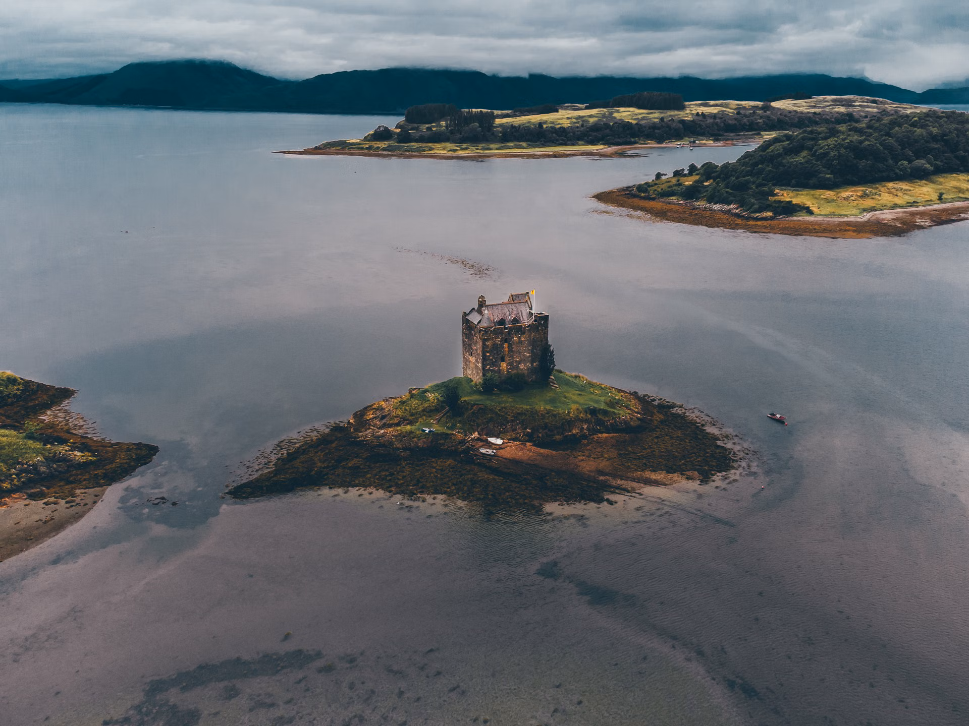 Highland Castle Estate